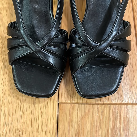 Bandolino Women's Brie Heeled Sandal Size 7M - Picture 6 of 16